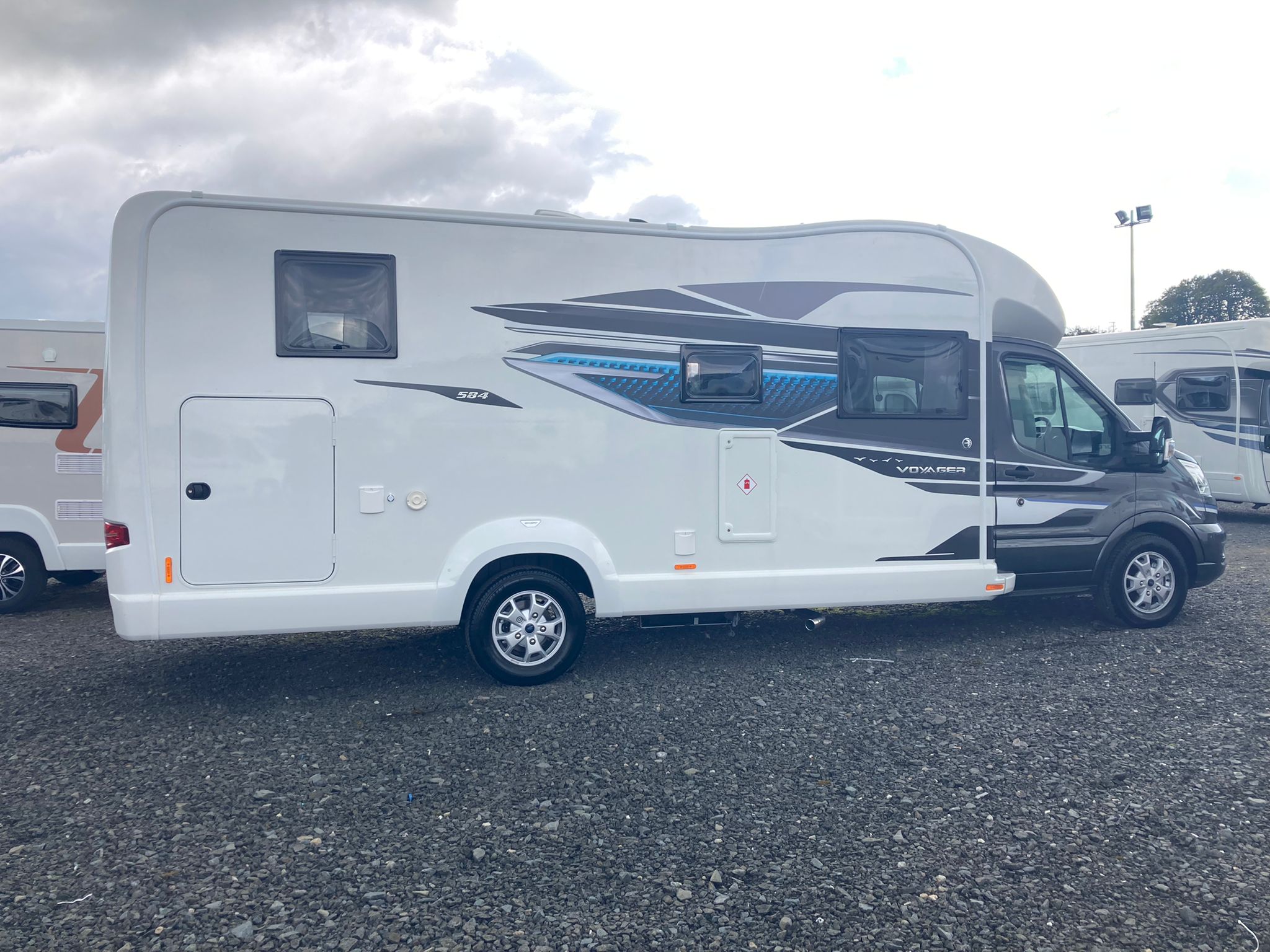 New Swift Voyager 584 - Automatic